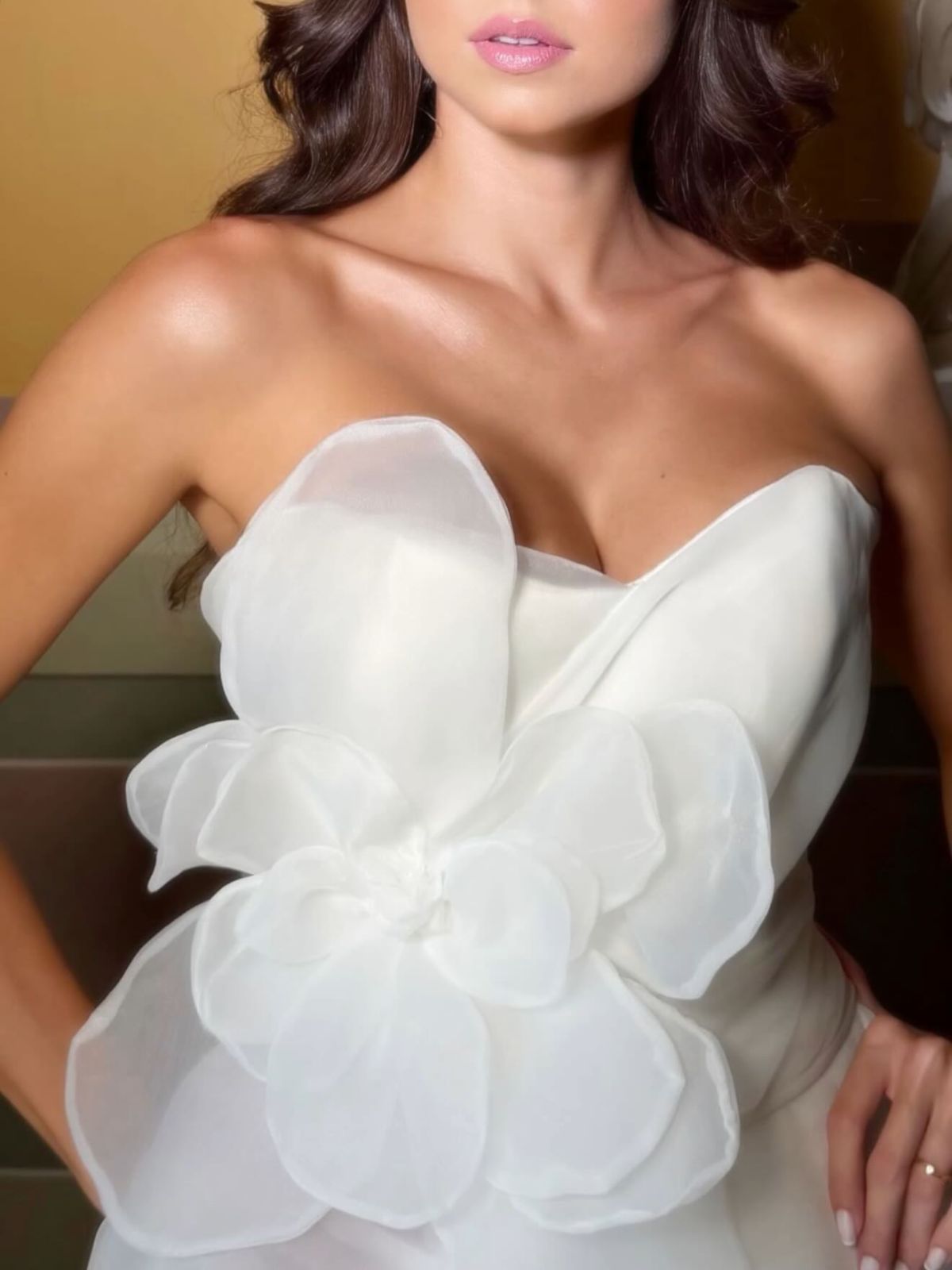 Corpete com flor de organza